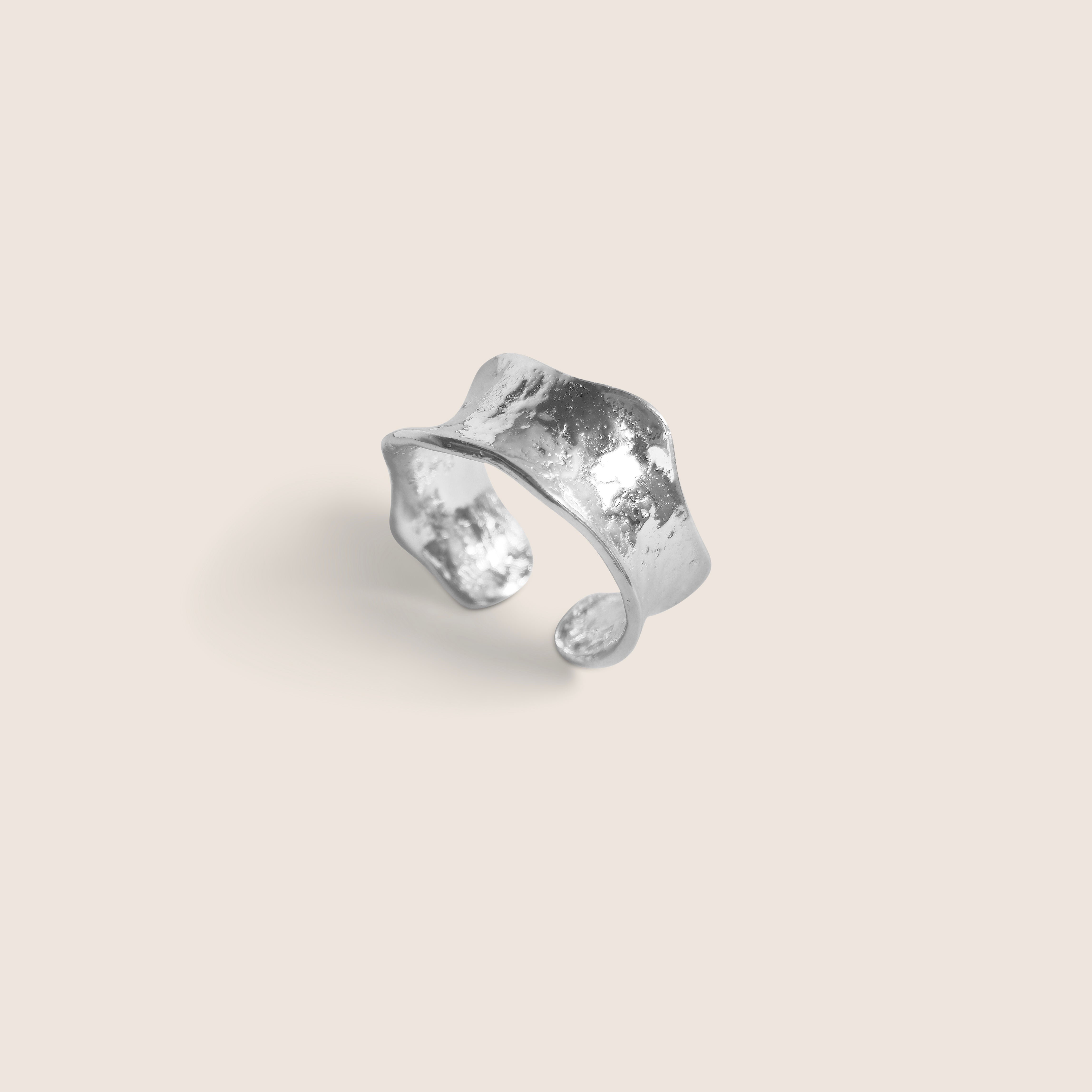 Wave Ring