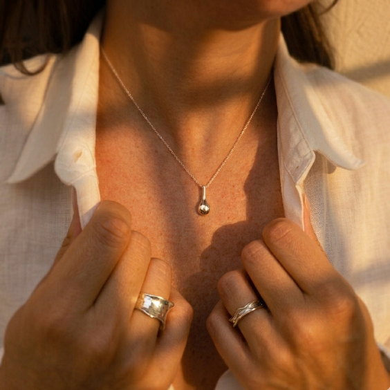 How to Clean Silver Jewellery at Home?